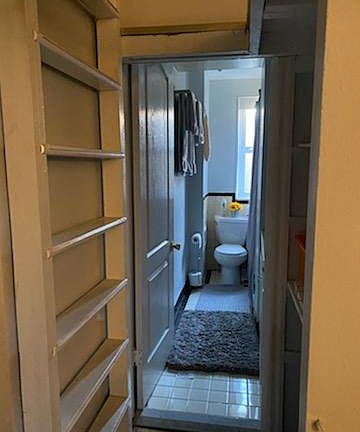 3rd image of 428 N 33rd St Floor 2