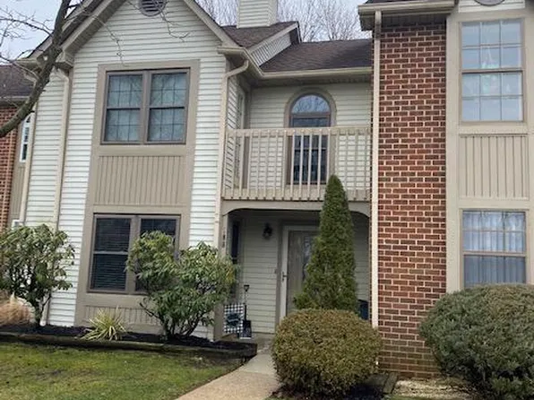 188 Crown Prince Dr, Marlton, NJ 08053