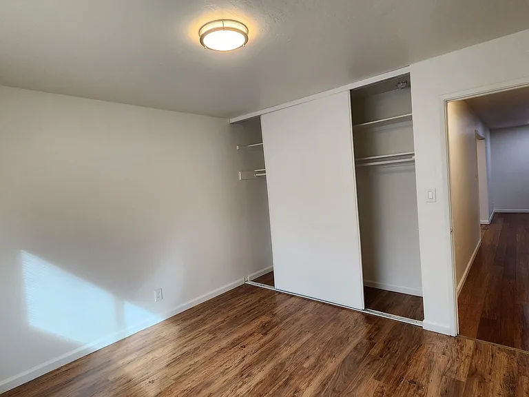 3809 Maybelle Avenue — Photo 7