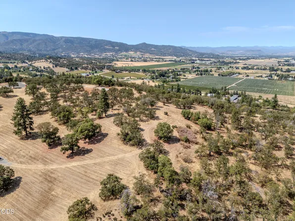 3563 S Stage Rd Lot 5, Medford, OR 97501