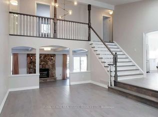 141 Castle Cres, Oakville, ON L6J 5H4