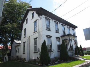 2600 E King St, Lebanon, PA 17042