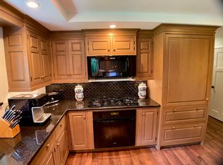 (Undisclosed Address), Naperville, IL 60564