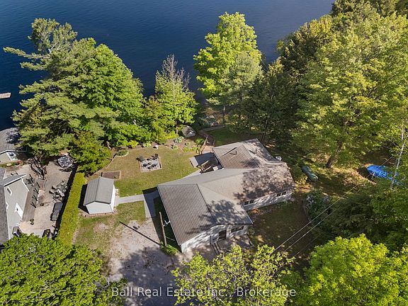 2nd image of 1120 Ruthven Rd