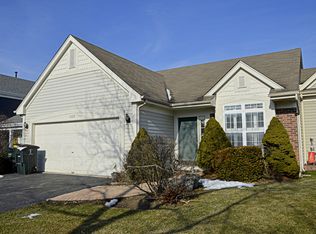 1320 Darnell Dr, Mundelein, IL