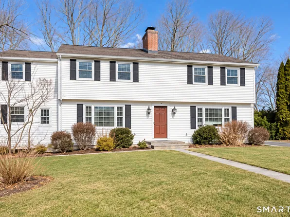 4 Anchor St, Danbury, CT 06811