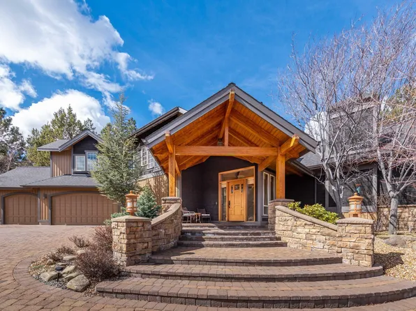 3381 NW Panorama Dr, Bend, OR 97703