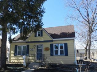 1015 N Sharon St, Appleton, WI 54914