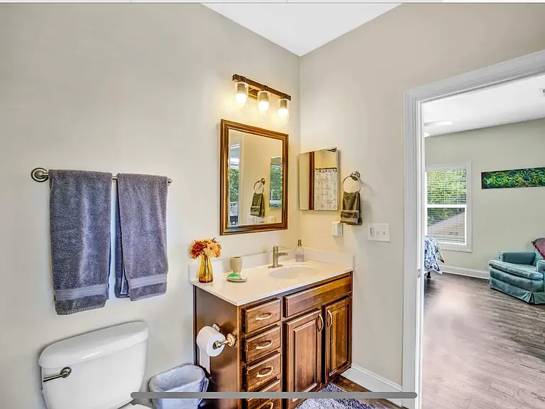 1636 Parson St — Photo 16