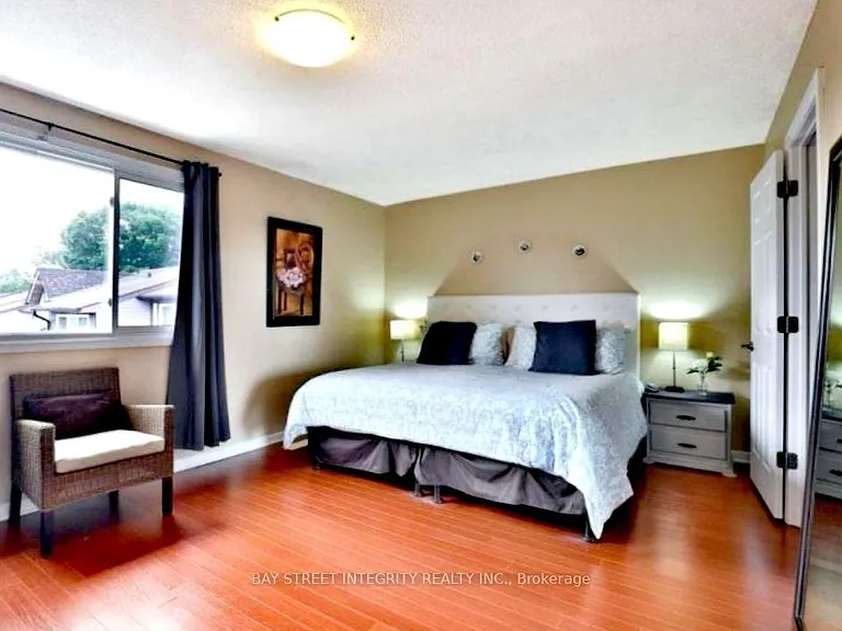 1580 Lancaster Dr #29 — Photo 7