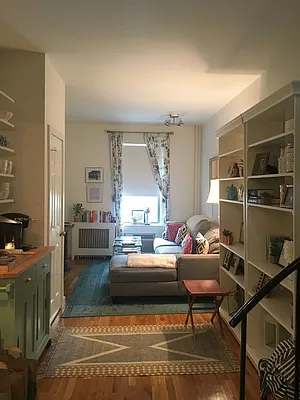 Rented by Michael Apfelbaum, LREB | media 1