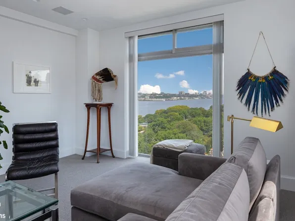 37 Riverside Drive image 1 of 19