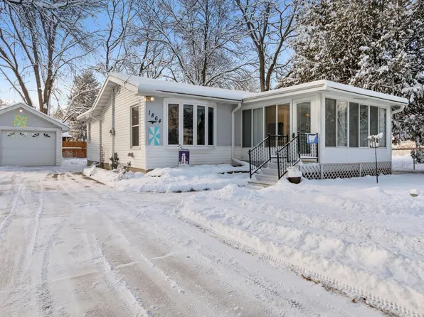 1864 6th St, White Bear Lake, MN 55110