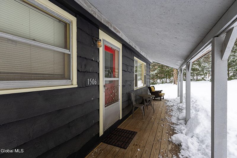 3rd image of 1506 Adirondack Road