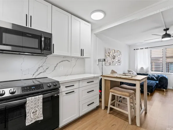 98-1280 Hoohiki Pl #86, Pearl City, HI 96782