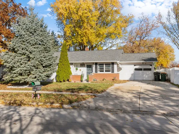 863 Forest Ave, Fond Du Lac, WI 54935