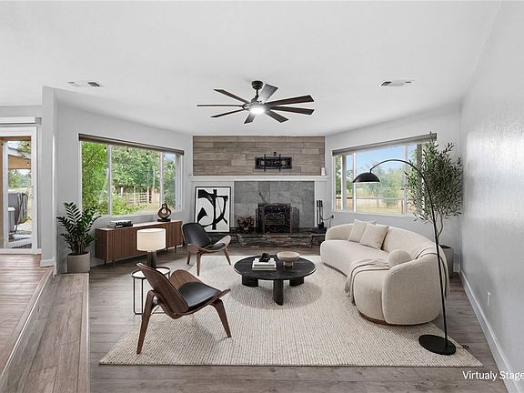 4th image of 8567 Winona Way