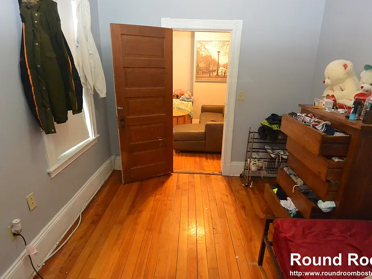 10 Brackett St #10 — Photo 9