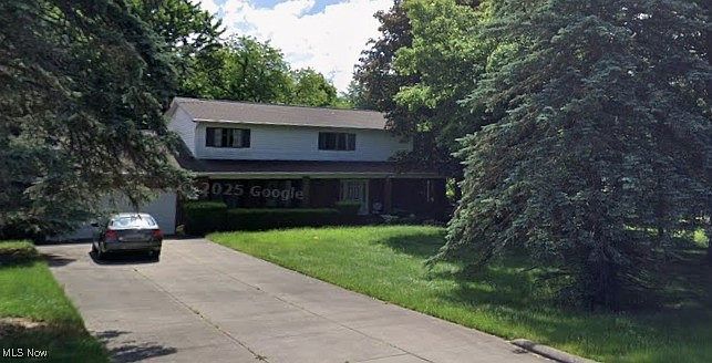 1st image of 553 Meadow Dr