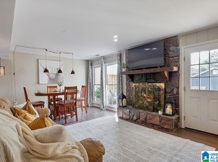 711 Cahaba Manor Dr, Pelham, AL 35124