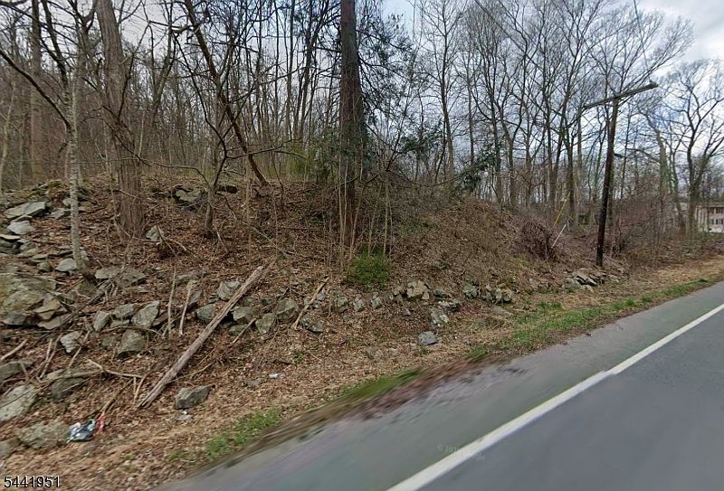 1st image of 68 Lounsberry Hollow Rd