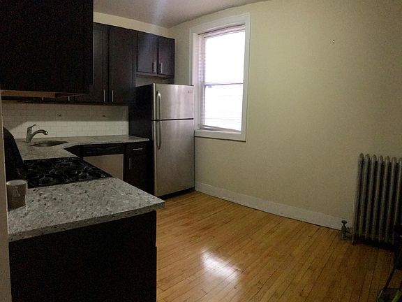 4th image of 4839 N Wolcott Ave #1
