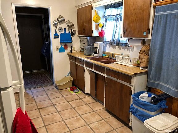 4th image of 1170 Sonora Ave