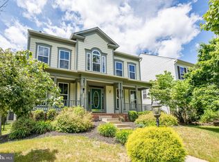 1205 Hearthstone Dr, Fredericksburg, VA 22401