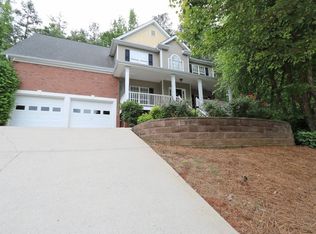 911 Evian Dr NW, Kennesaw, GA 30152