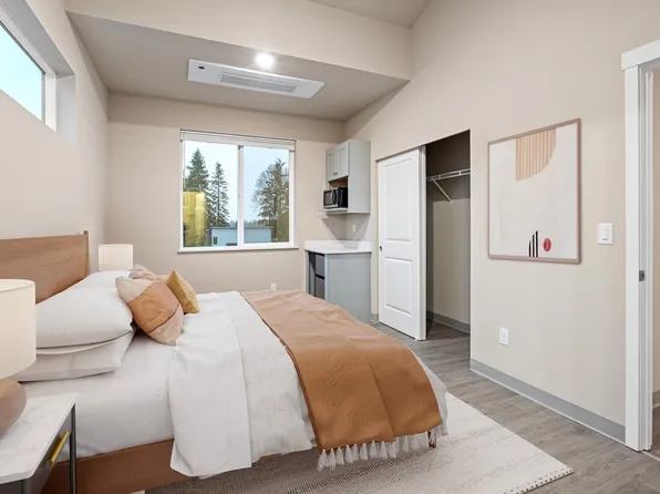 904 104th Street Ct S, Tacoma, WA 98444