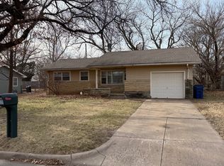 1025 N Wilbur Ln, Wichita, KS 67212