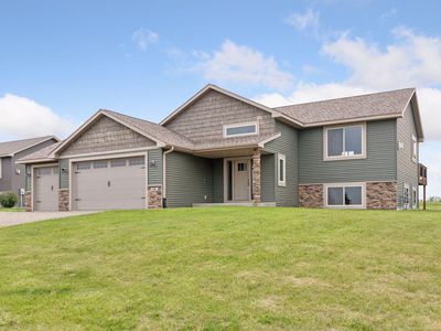 116 Wheat Field Ln, New Richmond, WI, 54017