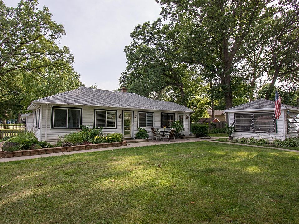 1st image of N1221 Beech Dr