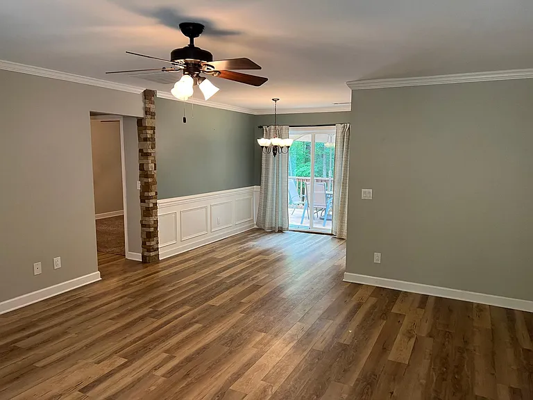 158 Creek View Rd — Photo 2