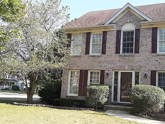 2nd image of 812 Aster Ct