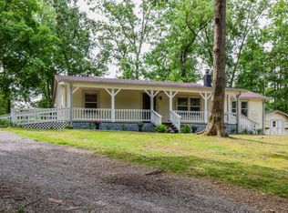1441 Myatt Loop, Burns, TN 37029