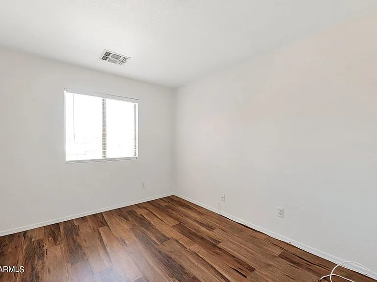 13825 W Ironwood St — Photo 6