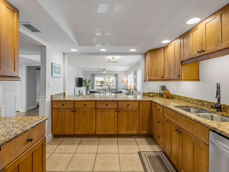315 N Causeway C304 — Photo 9