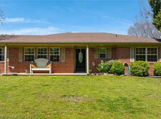 1801 Fisher Rd, Muldrow, OK 74948