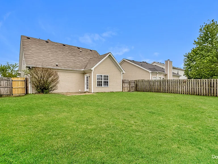 3015 Deer Trail Dr — Photo 15