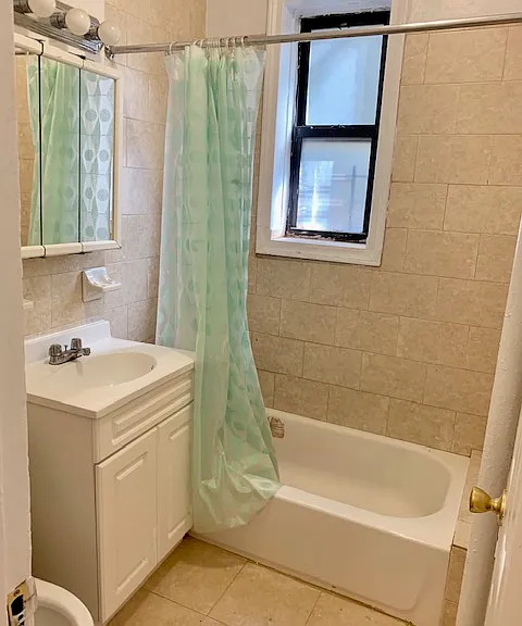 209 Bennett Ave #5C — Photo 3