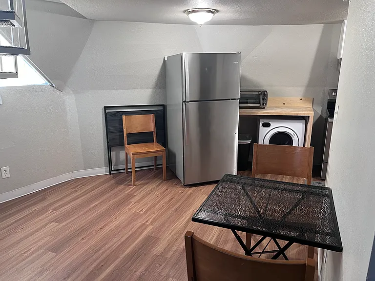 335 Tin St #A — Photo 6
