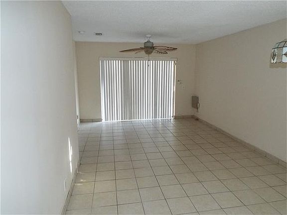 4th image of 12001 S Las Palmas Dr