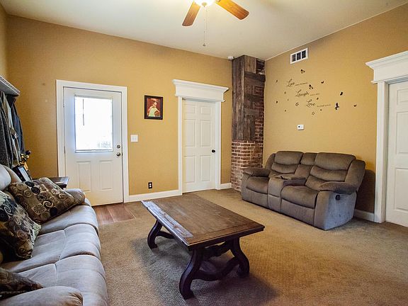 3rd image of 4036 Crawford Ave