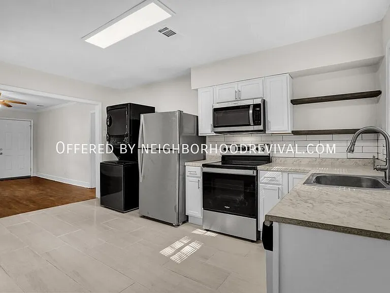 1092 Minor St — Photo 13