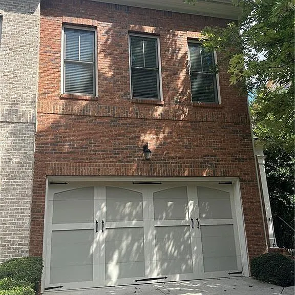 6032 Coldwater Point — Photo 2