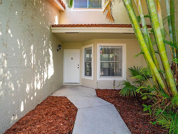 2nd image of 7510 Pinewalk Dr S