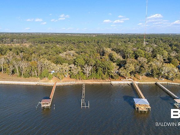 2nd image of 9977 Beach Rd