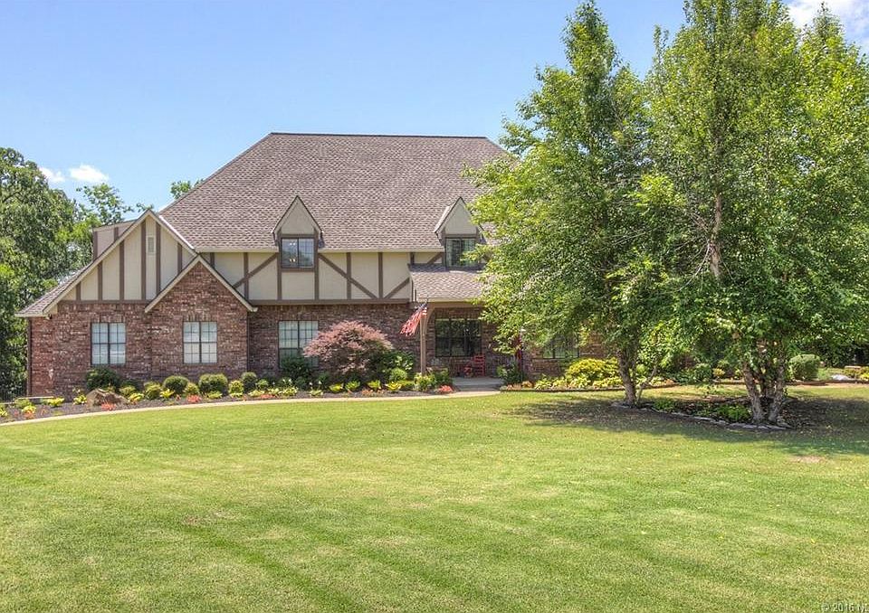 1st image of 1200 Monique Cir