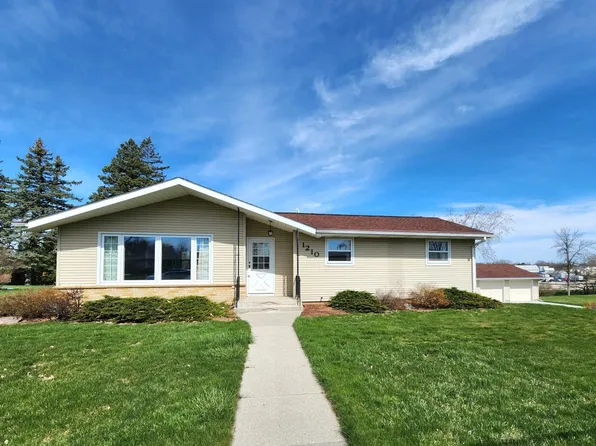 1210 Bittersweet LANE, Howards Grove, WI 53083